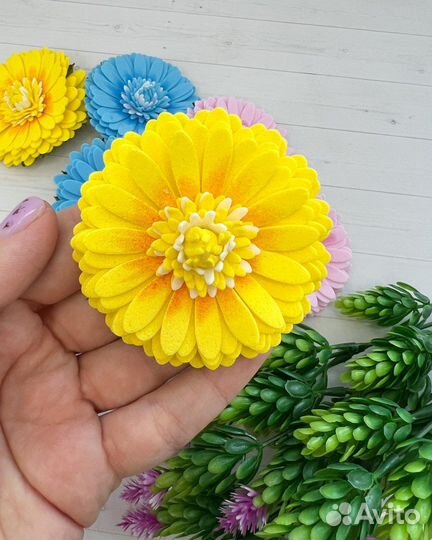 Цветы на резинки или заколке