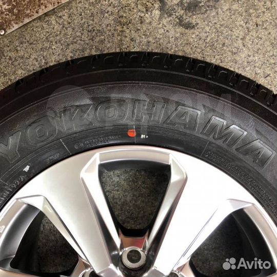 Yokohama Geolandar A/T G31 265/65 R18