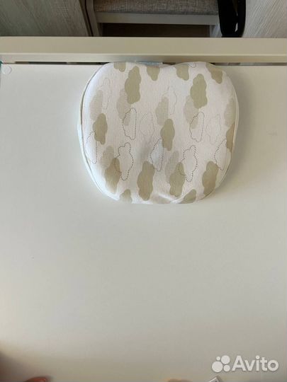 Подушка анатомическая для новорожденных Nuovita