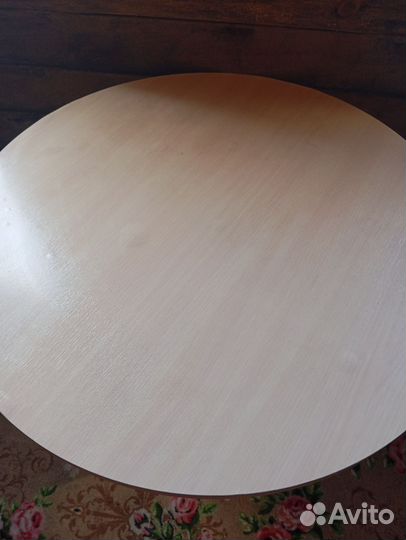 Кухонный стол