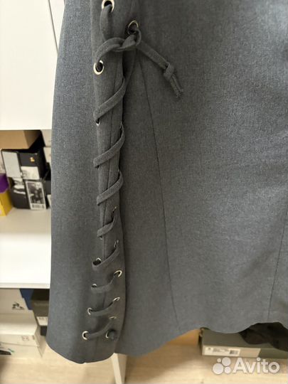 Пиджак с завязками на рукавах вб