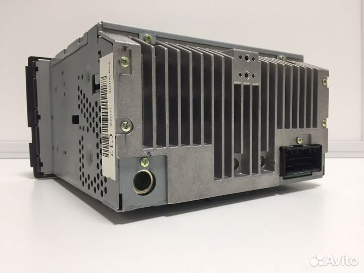 Авто магнитола Santa Fe part NO: 96100-2B170