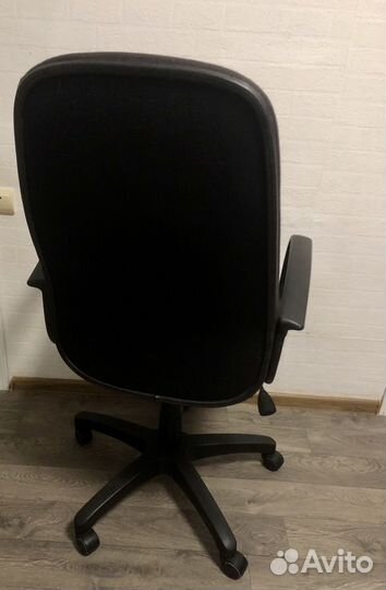 Компьютерное кресло