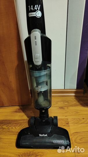 Пылесос вертикальный беспроводной