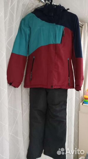Горнолыжный костюм женский