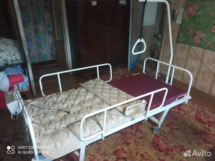 Медицинская кровать для лежачих больных