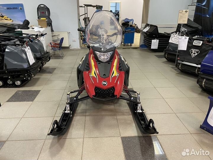 Снегоход Стелс Капитан 200 витринный