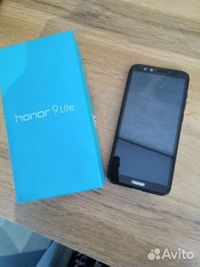 Телефон Huawei 9 lite