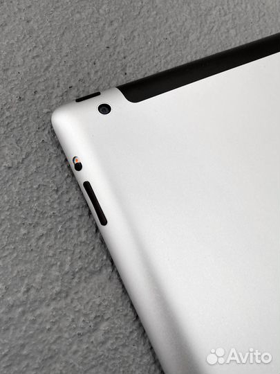 Планшет Apple iPad 3 64GB