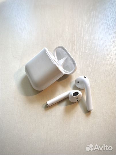 AirPods 2