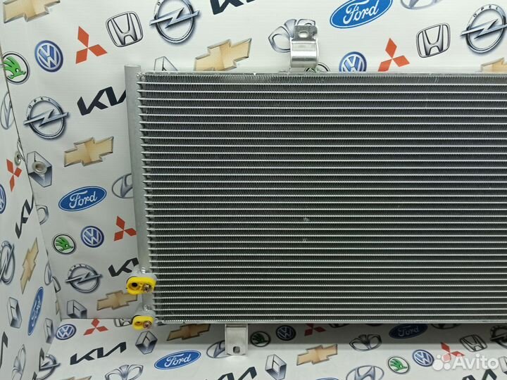Радиатор кондиционера Toyota Camry 40/Avalon/ES