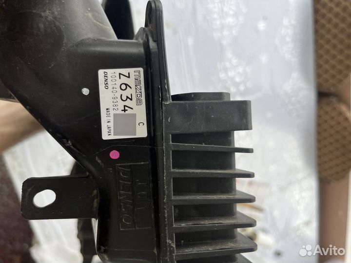 Корпус воздушного фильтра Mazda 3 bk