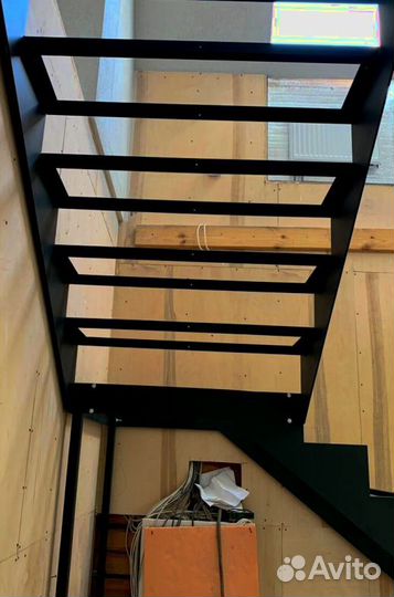 Забежная лестница с установкой