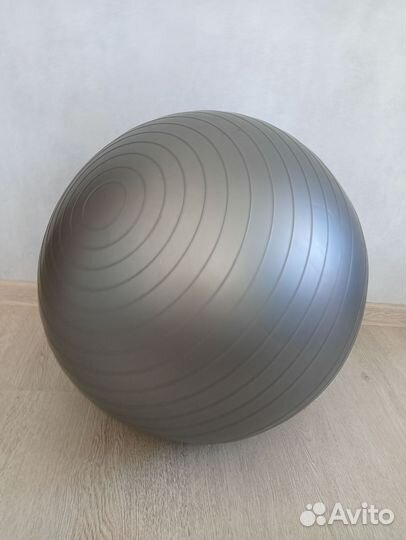 Гимнастический мяч фитбол