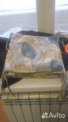 Подушка на табурет