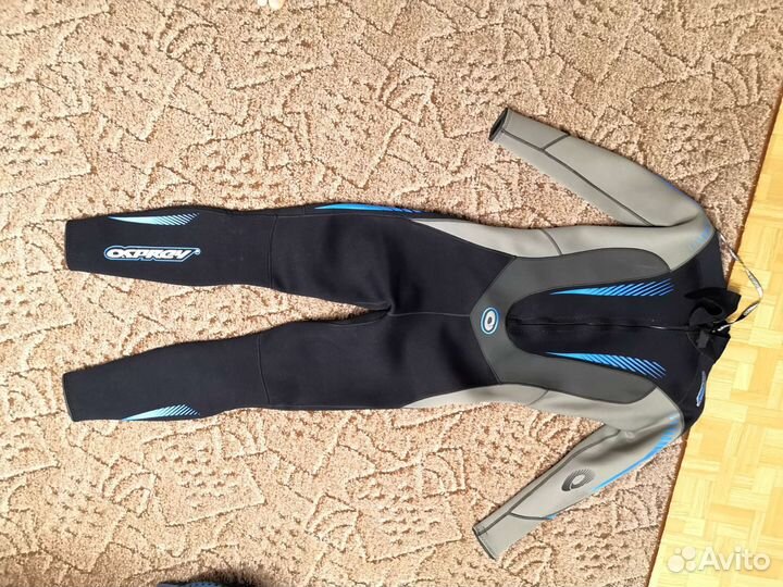 Гидрокостюм