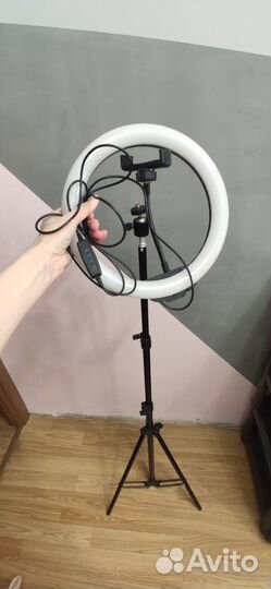 Штатив с кольцевой лампой бу