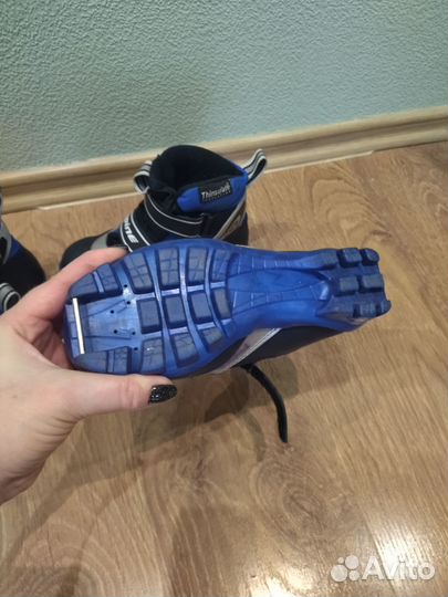 Лыжные ботинки spine