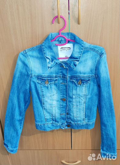 Джинсовая куртка женская