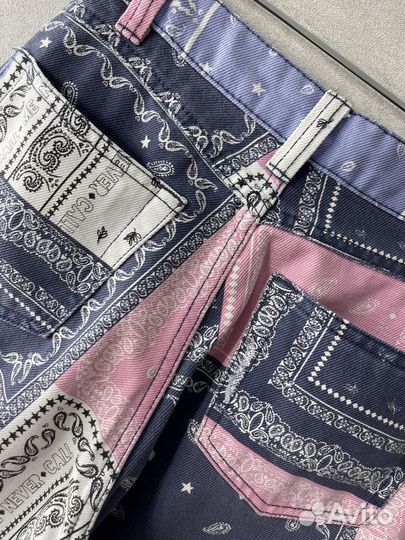 Джинсы bershka