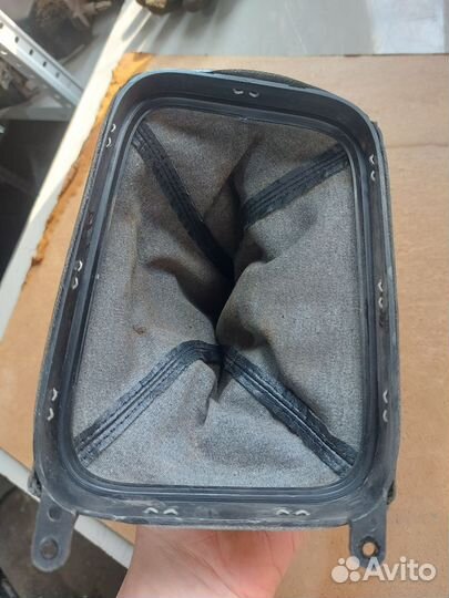 Кожух кулисы кпп Kia Spectra