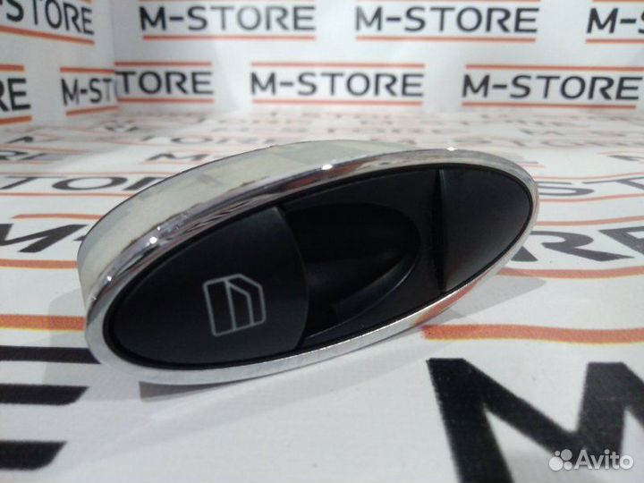 Кнопка стеклоподъемника передняя Mercedes-Benz