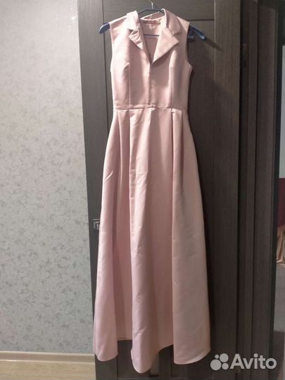 Платье в пол