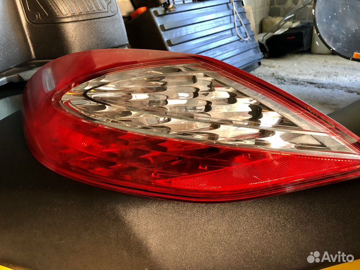 Правая фара porsche panamera 4s