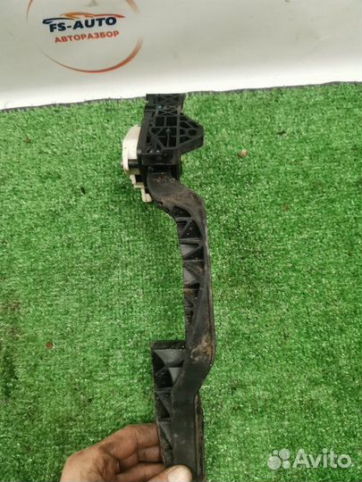 Педаль газа Opel Mokka 1.6 A16XER 2015