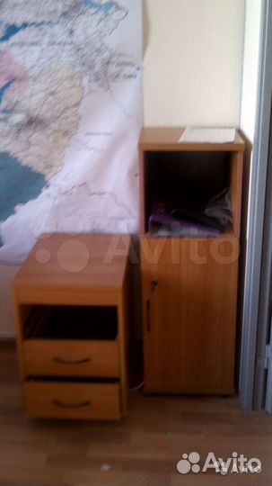 Продаю офисную мебель