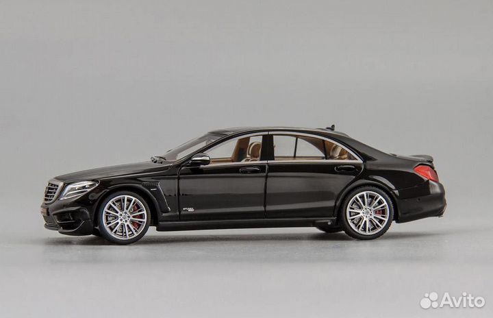 Модель brabus S-class 850 Black 1:43