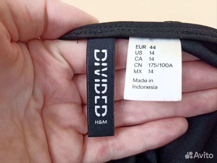 Платье чёрное приталенный силуэт H&M 44р-р