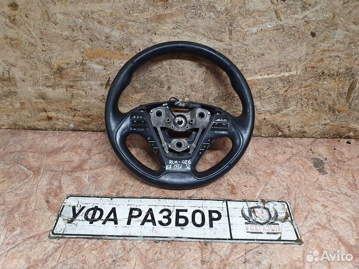 Рулевое колесо (руль) с мульти кнопками Kia Ceed 2