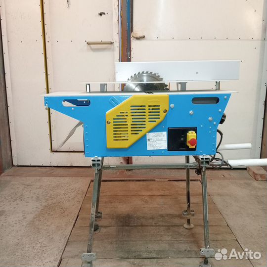 Станок деревообрабатывающий