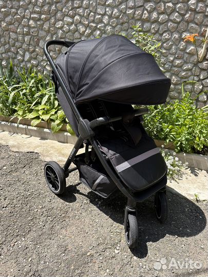 Прогулочная коляска (новая, брак )