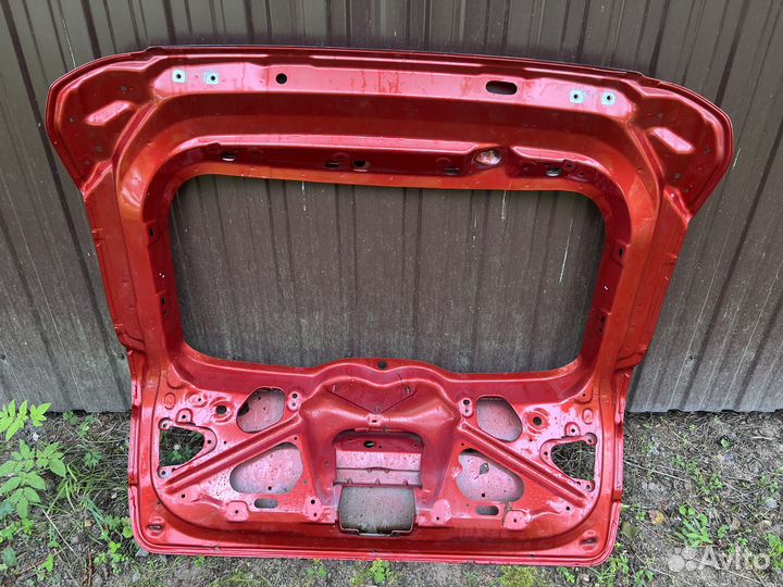 Крышка багажника LADA Vesta SW 2015-н.в