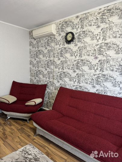 Диван и 2 кресла