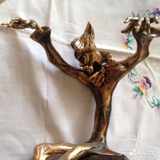 Статуэтка бронзовая пианист