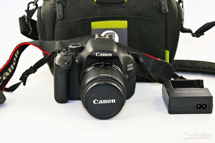 Canon EOS 600D/T3i 18.0MP зеркалка с Kit 18-55