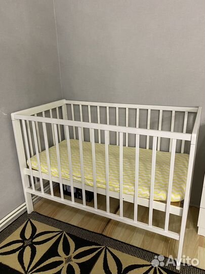 Кровать для новорожденных с матрасом