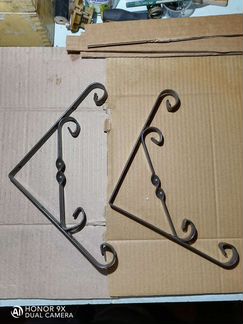 Кронштейн для полок