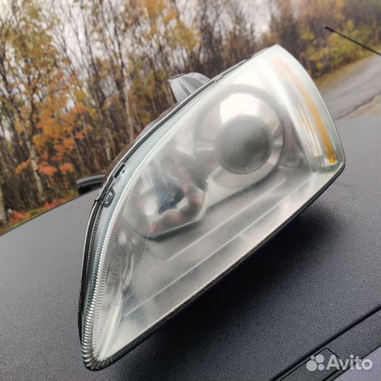 Ford Focus 2 фара дорест левая ксенон с линзой