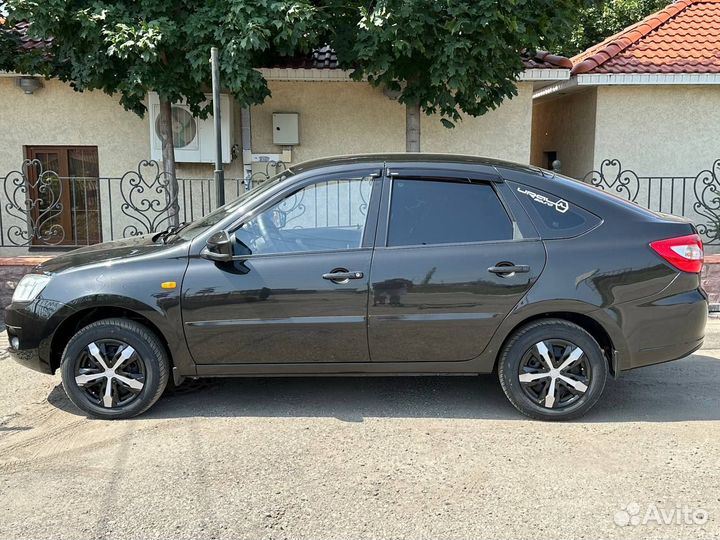 LADA Granta 1.6 МТ, 2015, 263 000 км