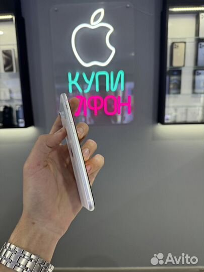 iPhone SE (2020), 128 ГБ