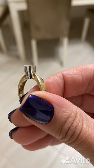 Помолвочное кольцо