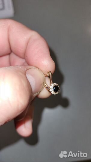 Золотые серьги