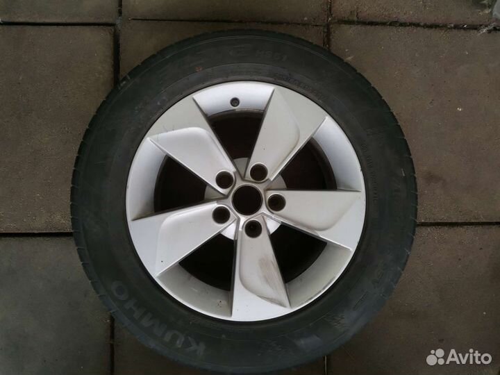 R16 Kumho Ecsta HS51 215/60, PCD 5x112 DIA 57.1