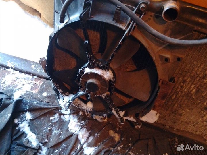 Радиатор с вентилятором toyota corolla е110