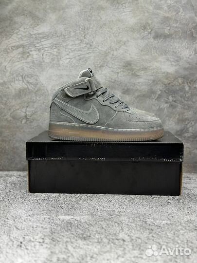 Зимние женские кроссовки Nike (37-41)