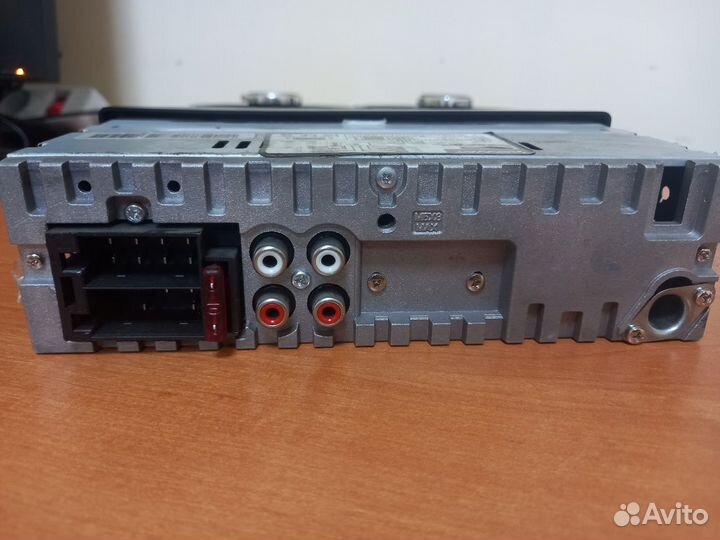 Swat MEX-1008UBW автомагнитола